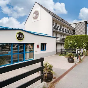 2* Hotel Carnac